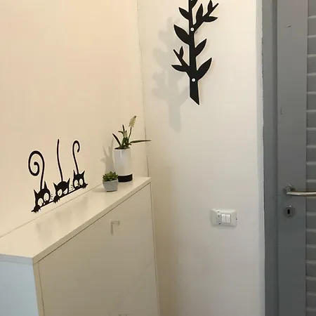 Angel Apartment *